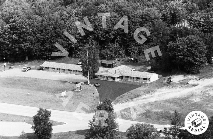 Wonderland Motel - 1992 Photo (newer photo)